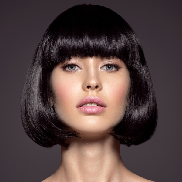 Cutting Bar Ladies Hair contact-the-cutting-bar-dark-hair-model