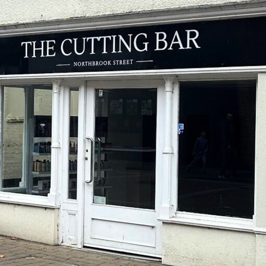 Newbury-Cutting-Bar-Exterior